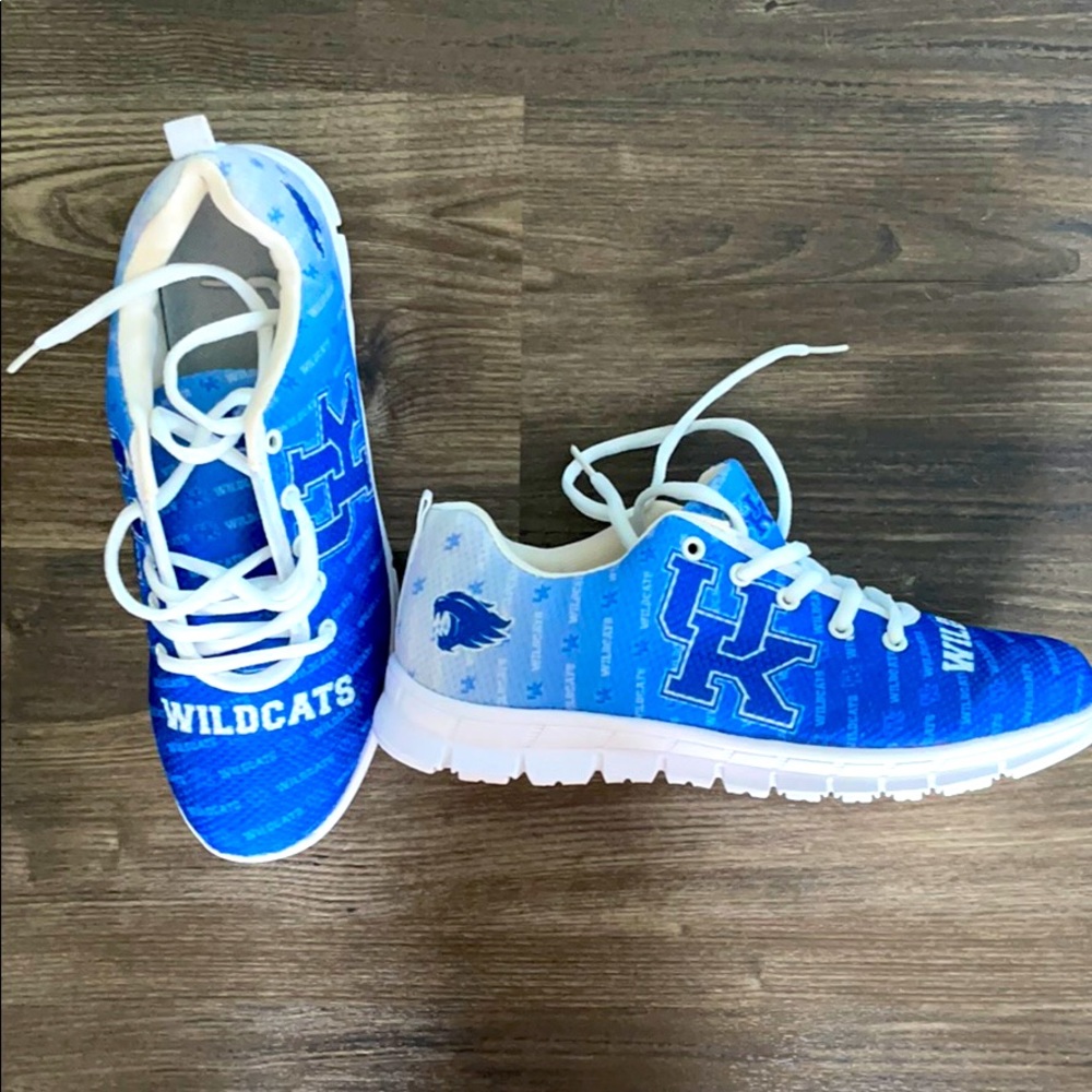 Kentucky wildcats tennis shoes